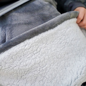 Sweat-shirt couverture à capuche imprimé intégral en sherpa, surdimensionné, chaud et douillet en polaire pelucheuse pour femme - Product Image 6