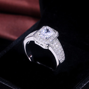 Anello di Lusso da Sposa per Donne, Elegante Stile Occidentale, Accessorio per Proposta di Matrimonio, Regalo - Product Image 3