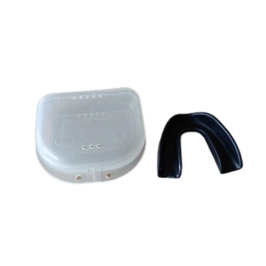 Protector <span class=keywords><strong>Bucal</strong></span> Deportivo de Goma Negra Ligero con Etiqueta Privada Personalizada para Pedidos al por Mayor, con Protector de Mandíbula y Caja de Almacenamiento de Plástico - Product Image 1