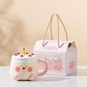Verjaardagscadeau Cartoon Keramische Mok Luxe Cadeaudoos Huishoudelijk met Deksel Schattig Taart Baby Souvenir - Product Image 1