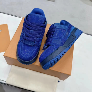 Calzado Deportivo de Lujo para Hombre y Mujer, Diseño Casual de Invierno con Cordones, Alta Calidad, Personalizable - Product Image 4