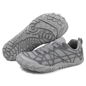 รองเท้าเดินป่าผู้ชายทรงหัวมนแบบผูกเชือก ผ้าตาข่าย ระบายอากาศได้ดี เหมาะสำหรับออกกำลังกายและปีนเขา ทันสมัยตามเทรนด์แฟชั่น - Product Image 4