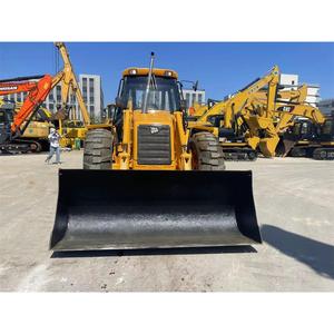 Chargeuse-pelleteuse sur pneus d'occasion JCB 3CX de 8 tonnes, flexible et polyvalente, pour le nivellement des sites de puits de gaz shale, idéale pour tous les terrains - Product Image 4