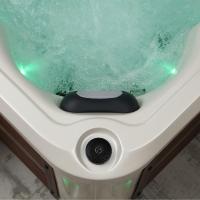 Spa extérieur moderne de luxe pour 5 personnes, 63 jets hydromassants, température constante, éclairage LED, audio Bluetooth, pour villas, hôtels, gymnases