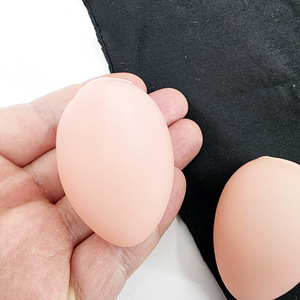 Pañuelo que se convierte en un huevo - Fabricante de accesorios mágicos Kingmagic, venta al por mayor de juguetes para niños, espectáculo de talentos, festival - Product Image 3