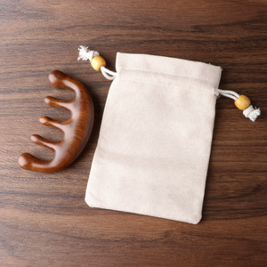 Peigne en bois à dents larges méridien à cinq dents poignée en bois de santal vert pour le <span class=keywords><strong>massage</strong></span> du cuir chevelu des femmes et des hommes - Product Image 6