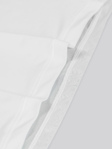 Haut de sport tricoté à col roulé blanc à manches longues pour homme, séchage rapide, couleur unie, coupe classique, logo au dos, vente en gros - Product Image 4