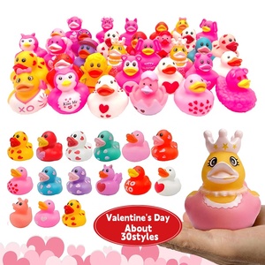 Serie del Día <span class=keywords><strong>de</strong></span> San Valentín lote impreso personalizado PVC goma pato en forma <span class=keywords><strong>de</strong></span> bañera juguetes <span class=keywords><strong>de</strong></span> baño con diseños <span class=keywords><strong>de</strong></span> patrones - Product Image 1