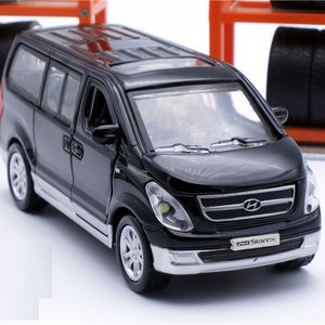 장난감 자동차 모델 스타렉스 1:32 모델카 사운드 및 라이트 풀백 다이캐스트 자동차 4S 매장 선물 골드 색상 - Product Image 1