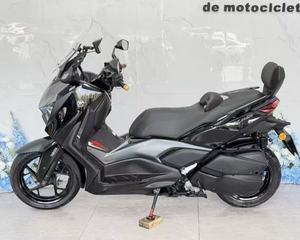 Yamaha XMAX <span class=keywords><strong>300</strong></span> |   Scooter Urbano Premium |   292cc EURO5+ |   Iluminación LED Completa |   Llave Inteligente |   ABS + Control de Tracción - Product Image 2