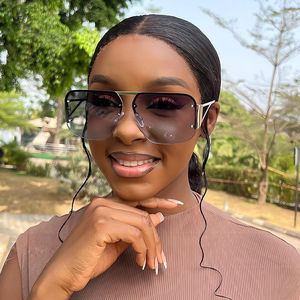 90226 cao cấp kết cấu kim loại NỬA KHUNG Kính mát Châu Âu và mỹ nam giới và phụ nữ Kem chống nắng xu hướng Kính mát - Product Image 1