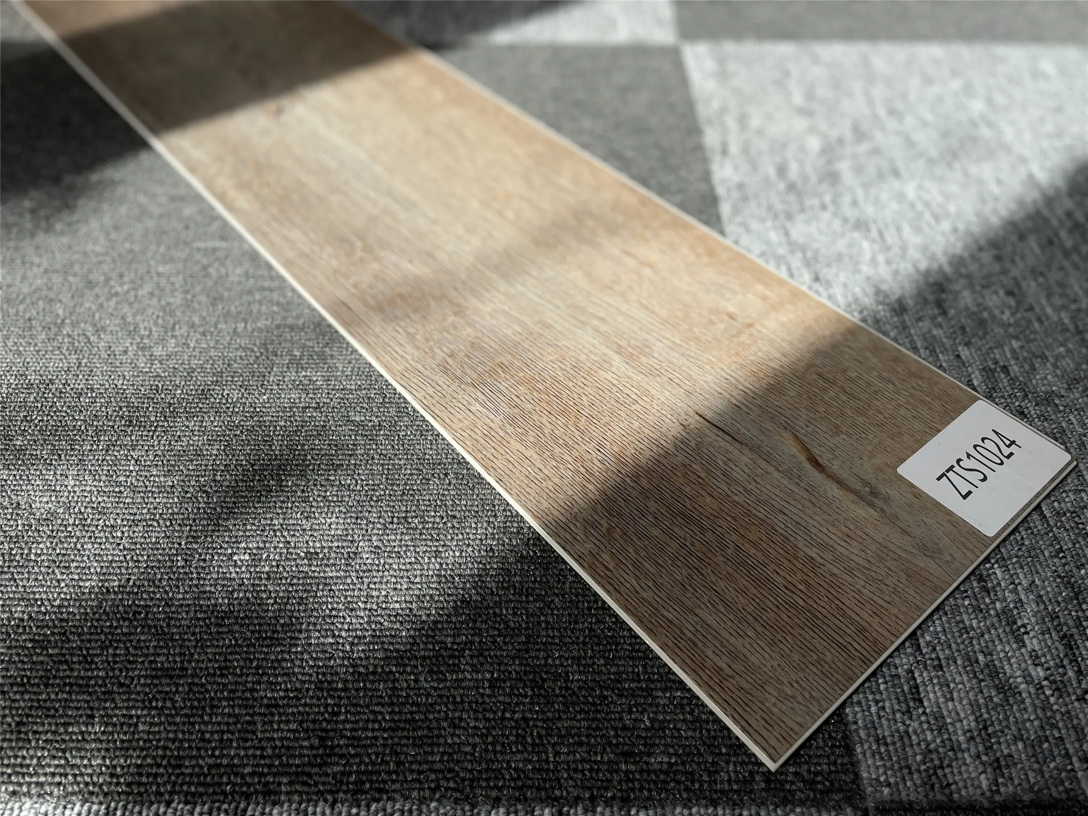 2023 Textura De Madeira Pedra De Plástico SPC Flooring Plank Núcleo Rígido Telha De Assoalho De Vinil