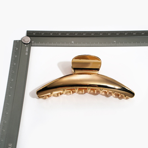 กิ๊บหนีบผมรูปกรงเล็บขนาดใหญ่ทำจากโลหะมีคุณภาพสูงสไตล์ยุโรปและอเมริกาอุปกรณ์แต่งผมแบบ <span class=keywords><strong>Tasha</strong></span> แบบเรียบง่าย - Product Image 6