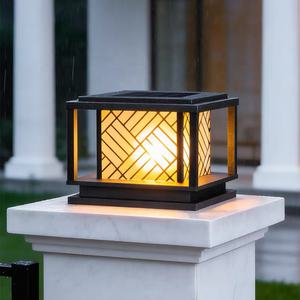 Luces solares LED para columnas de puerta, luces para pilares de jardín, aptas para vallas, con doble luz para atraer la fortuna - Product Image 1