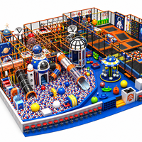 Aire de jeux intérieure pour enfants sur le thème de l'aventure, équipement souple commercial, jeux de rôle, piscines à balles, toboggans