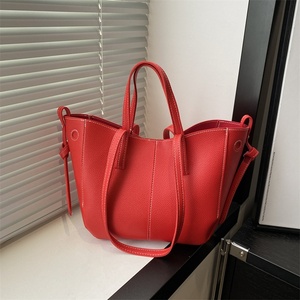 <span class=keywords><strong>Sac</strong></span> fourre-tout style français 2026, motif litchi, grande capacité, <span class=keywords><strong>sac</strong></span> à bandoulière pour trajets quotidiens avec doublure en PU - Product Image 2