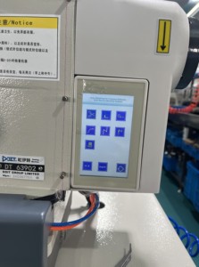 Máquina de Coser Automática Neumática DT63900 para Dobladillo Inferior Industrial para la Fabricación de Jeans - Product Image 3
