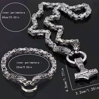 Offre Spéciale – Ensemble de Bijoux pour Homme : Collier en Acier Inoxydable avec Pendentif Marteau Viking Vintage Nordique à Runes et Tête de Loup, Chaîne en Bambou