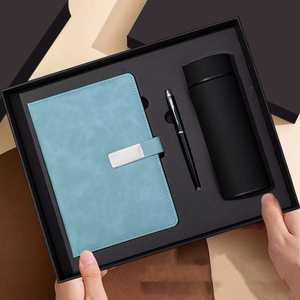 Coffret Cadeau Exclusif en Cuir PU pour Événements VIP : Carnet d'Affaires, Gobelet et Stylo Personnalisables avec Logo - Product Image 4