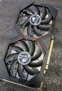 Tarjeta gráfica colorida usada <span class=keywords><strong>GeForce</strong></span> <span class=keywords><strong>GTX</strong></span> <span class=keywords><strong>1650</strong></span> <span class=keywords><strong>4GB</strong></span> <span class=keywords><strong>GDDR5</strong></span> para juegos - Product Image 4