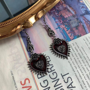 Gothic Rock Nightclub <span class=keywords><strong>Heart</strong></span> Rose Butterfly Pendientes para mujer Girl Y2K Cross Dangle Pendientes - Product Image 3