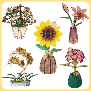 Rompecabezas de Madera 3D Personalizado Qlychee, Kit de Ensamblaje de Girasol, Adorno Floral, Juguete Promocional para Adultos, Fabricante OEM/ODM - Product Image 2