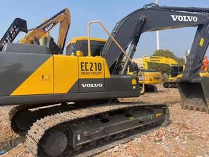 Volvo 210B à vendre Engins de terrassement d'occasion 21 tonnes VolvoEC210 En stock prêt à expédier du Japon avec certificat ce/epa - Product Image 5