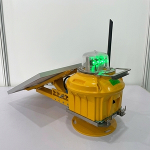 Luz de umbral de pista portátil con certificación ICAO Safetrip, alimentada por energía solar/batería, luz LED verde unidireccional para <span class=keywords><strong>aeropuerto</strong></span> - Product Image 3