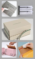 Boîte d'expédition en carton ondulé imperméable à ouverture facile avec bande déchirable, en matériaux recyclés, doublure en mousse, logo personnalisé en relief, pour achats en ligne