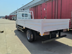 איסוזו NKR 4T דיזל משאית קלה עם משטח שטוח - רכב משומש זול 4x2 ידני עם מושב יחיד ומצלמה - Product Image 5