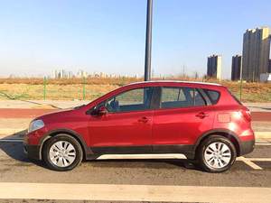 Suzuki <span class=keywords><strong>SX4</strong></span> S-<span class=keywords><strong>Cross</strong></span> 1.6 CVT del 2015, ben equipaggiata, abitacolo spazioso, bassi costi di manutenzione, ideale per la città e i viaggi leggeri. - Product Image 3