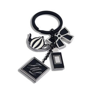 Wholesales Black Color Hard Enamel <b>Small</b> Size Five Accessories Metal Keychain - Product Image 6