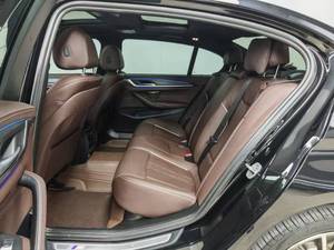 BMW <span class=keywords><strong>Serie</strong></span> 5 Sport 2024, Veicolo a Benzina di Nuova Generazione, Berlina Media-Grande 2WD, Modello BMW <span class=keywords><strong>Serie</strong></span> 5 - Product Image 6