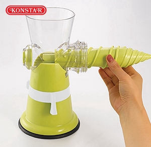 Factory Wholesale Multi-Functional Mini Portable <b>Juicer</b> <b>Machine</b> for Home Use - Product Image 1