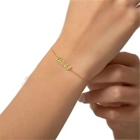 Bracelet unisexe personnalisé en alliage de cuivre plaqué or, fait main, avec lettres anglaises, nom personnalisé, design croix, cadeau