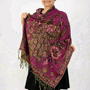 Écharpe longue en soie brodée de fleurs pour femmes - Durable, légère et coupe-vent pour un usage quotidien et toutes les saisons - Product Image 1