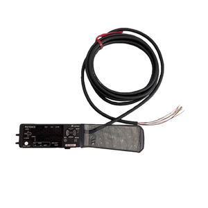 Amplificateur de capteur de déplacement laser CMOS KEYENCE IL-1050 de haute qualité, type montage sur rail DIN, avec garantie d'un an - Product Image 5