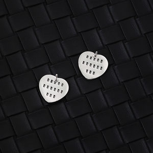 Boucles d'oreilles de luxe en forme de cœur, cadeau pour femme, diamant moissanite VVS, plaqué or, argent sterling 925, certificat GRA, passe le test du diamant - Product Image 3