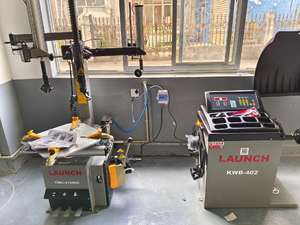 Changeur de pneus automatique LAUNCH TWC-412NIC, machine à changer les pneus LAUNCH, démontage des pneus - Product Image 3