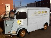 Remorque de bar mobile personnalisée avec comptoir à boissons professionnel pour les services de restauration événementielle et l'hôtellerie en plein air