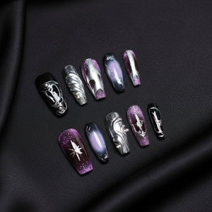 Uñas Postizas Adhesivas de Venta Caliente, con Diseño Degradado Plateado Brillante y Rayas, Removibles y Reutilizables - Product Image 2