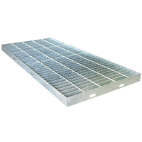 Grille métallique soudée sur mesure en acier galvanisé pour couvercle de tranchée de drainage de passerelle extérieure, avec services de soudage et découpe