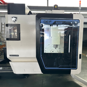 High-End CNC Usinagem Centro Modelo DFF 5005 (Cena Oficina) - Product Image 2