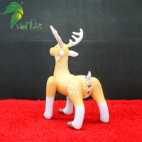 2025 cerf debout en PVC personnalisé gonflable avec jouet de dessin animé gonflable grinçant Sph