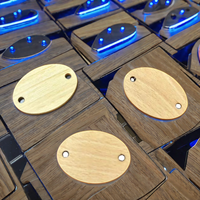 Nouvelles cartes d'accès intelligentes en bois vert réutilisables avec puce RFID NFC pour le paiement et l'utilisation professionnelle
