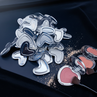 Palette de fards à paupières vide en aluminium en forme de cœur, godets en aluminium irréguliers essentiels pour l'emballage de maquillage