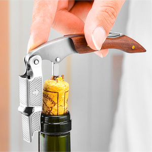 Tire-bouchon 3-en-1 personnalisé avec logo, manche en bois, ouvre-bouteille de barman, couteau de barman, coupe-capsule, clé de <span class=keywords><strong>bar</strong></span> pour clubs et hôtels - Product Image 5