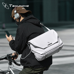 Sac bandoulière Apollo 2 pour homme, sac à dos décontracté et tendance avec logo, sac messager fonctionnel pour le travail, sac pour ordinateur en nylon résistant - Product Image 1