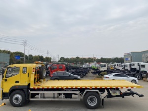 <span class=keywords><strong>Camion</strong></span> de dépannage à plateau Foton Auman D 4x2 220HP 18 tonnes avec basculement hydraulique, grue optionnelle pour le sauvetage routier (un ou deux grueurs) - Product Image 6