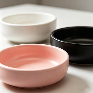 Petites assiettes rondes mates de 3,5 pouces en porcelaine rose, noir et blanc, pour <span class=keywords><strong>bonbons</strong></span>, collations ou desserts, personnalisables - Product Image 3